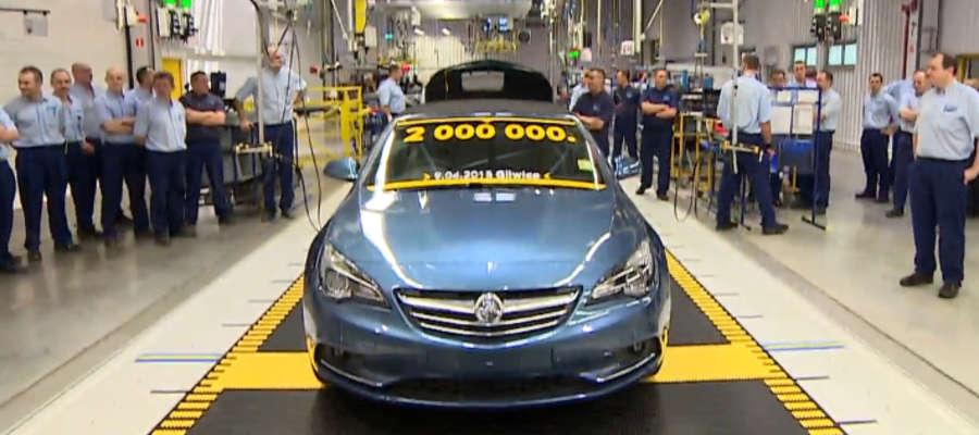 Gliwicki Opel wyprodukował dwumilionowy samochód