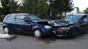 Wypadek na skrzyżowaniu ulic Batorego i Batalionów Chłopskich. Jedna osoba ranna