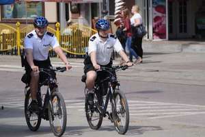 Policjanci i strażnicy miejscy z Iławy ruszają na patrole rowerowe