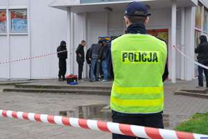 Chcieli się włamać do dwóch bankomatów w Olsztynie, spędzą w areszcie trzy miesiące