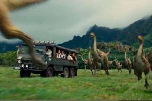 Gwiazdy o filmie "Jurassic World": Wciśnie was w fotele!