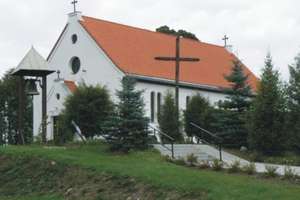 Podjazd dla niepełnosprawnych do kościoła w Żytkiejmach