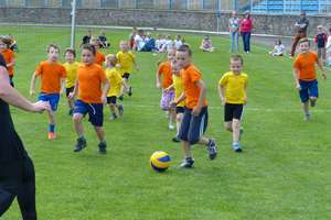 Piłkarskie święto w Iławie — w turnieju oldbojów wygrał Jeziorak, w rozgrywkach dzieci zwyciężyli wszyscy. ZOBACZ ZDJĘCIA