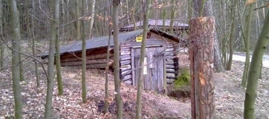 Schron do przechowywania żywicy — obecnie Leśny Punkt Edukacyjny