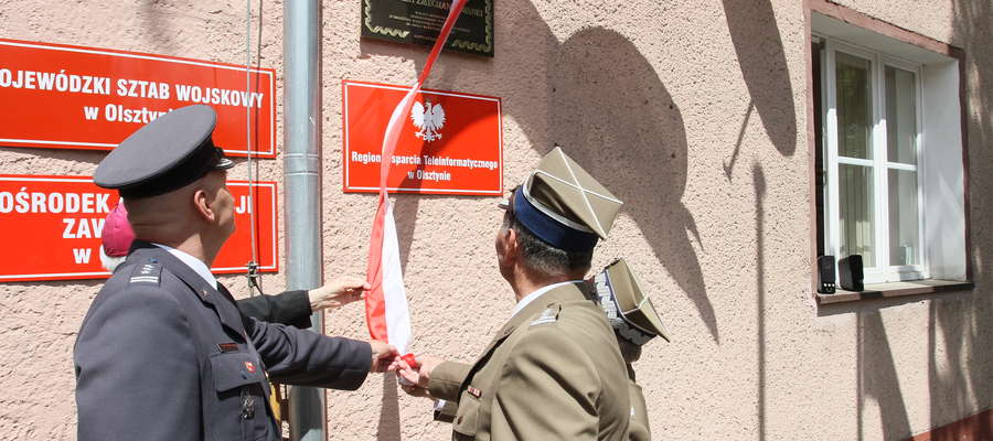 Na gmachu Wojewódzkiego Sztabu Wojskowego w Olsztynie zawisła tablica króla Jagiełły
