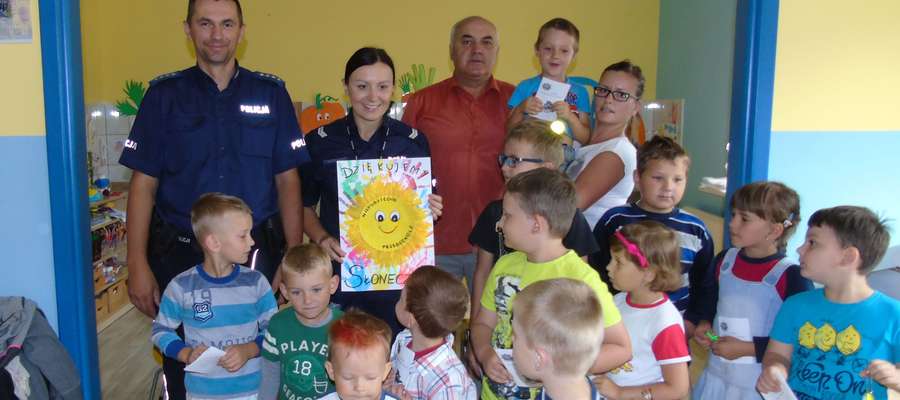 Policjanci z wizytą w przedszkolu "Słoneczko"