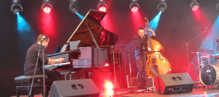 Krzysztof Herdzin Trio