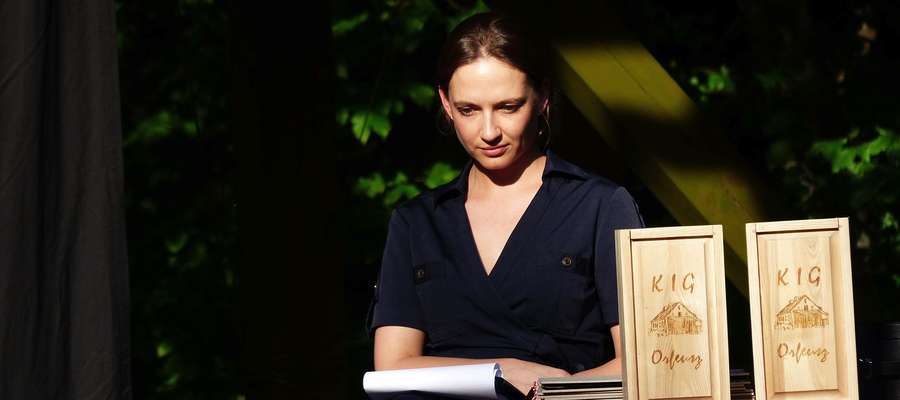 Aktorka Anna Cieślak interpretowała na prańskiej scenie wiersze nagrodzonych Orfeuszami poetów