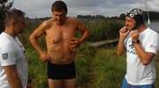 Pływak Mariusz Zapadka ruszył dziś z Dobrzyk do Iławy wpław. Ma za sobą prawie 8 km