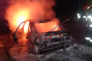 Samochód spalił się na ul. Limanowskiego