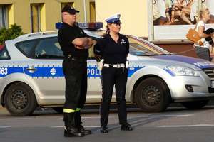 Wyłudziła oszczędności "na klątwę". Policja ostrzega przed oszustką



