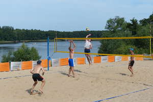 Lato z beach volley — w niedzielę jubileuszowe mistrzostwa Iławy