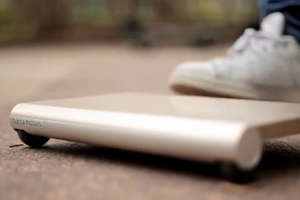 Wygląda jak tablet, działa jak segway - czy WalkCar zawojuje świat?