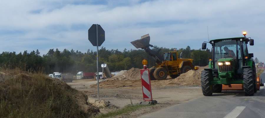 Na razie przebudowa drogi S7 w okolicach Ostródy przebiega szybciej niż planowano