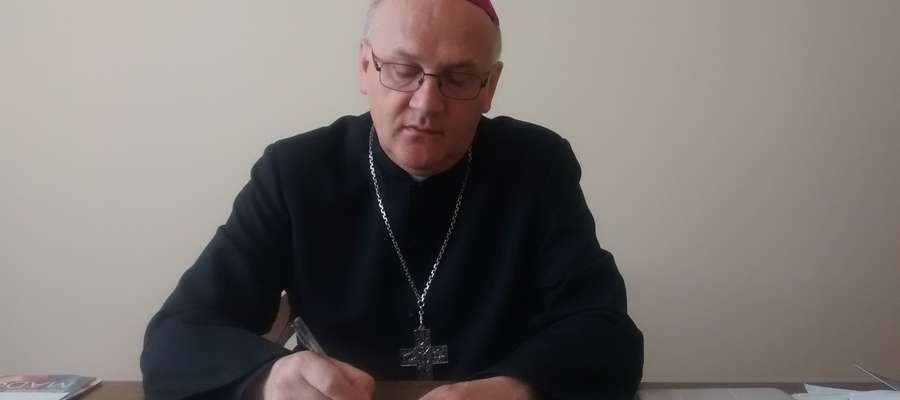 Ksiądz arcybiskup koadiutor Józef Górzyński opowiada o ewangelizacji.
