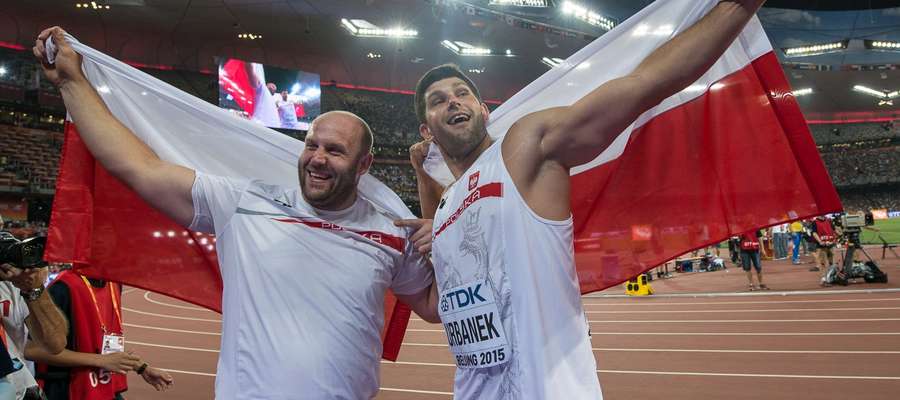 Piotr Małachowski oraz Robert Urbanek, czyli złoty i brązowy medalista mistrzostw świata w Pekinie, W klasyfikacji medalowej polscy sportowcy zajęli znakomite szóste miejsce (3-1-4).