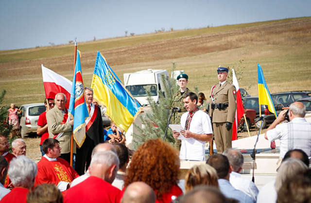 Odbudowano kolejny polski cmentarz wojenny na Ukrainie