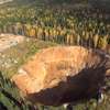 Gigantyczna rosyjska dziura uchwycona z drona