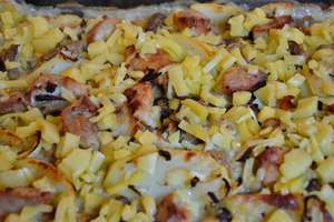 Mazurska kuchnia: Zapiekanka babci Marysi z sosem beszamelowym