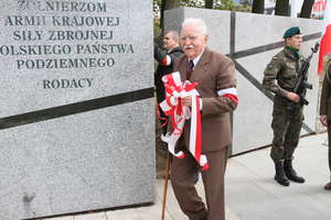 Chwała bohaterom! Uroczystości w Olsztynie z okazji 76-lecia powstania Służby Zwycięstwu Polski