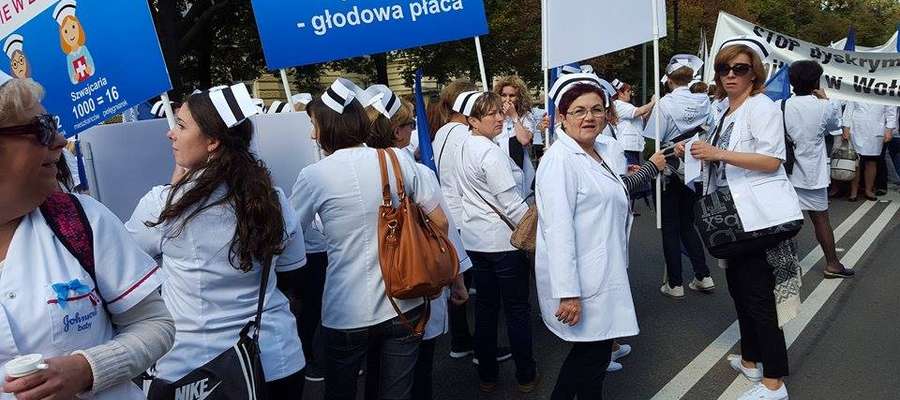 Strajk odbył się 10 września, z Mławy pojechało 36 pielęgniarek 