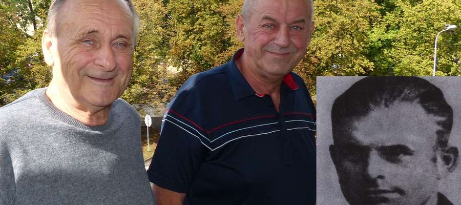 W Iławie mieszka trzech synów kaprala Edmunda Szamlewskiego (czwarty z żyjących mieszka w Szwecji). Na zdjęciu Henryk (z lewej) i Władysław, w rogu zdjęcie kaprala Szamlewskiego