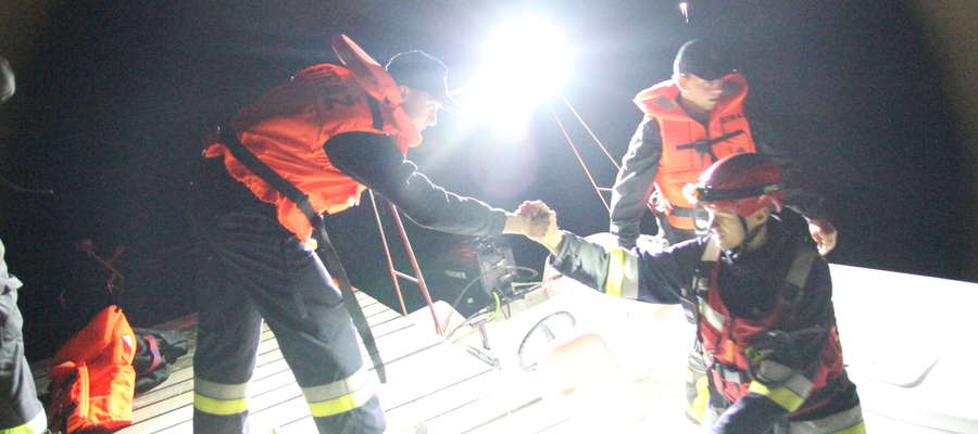 Tragedia w jeziorze Ukiel, ciało kobiety odnaleziono w nocy z czwartku na piątek
