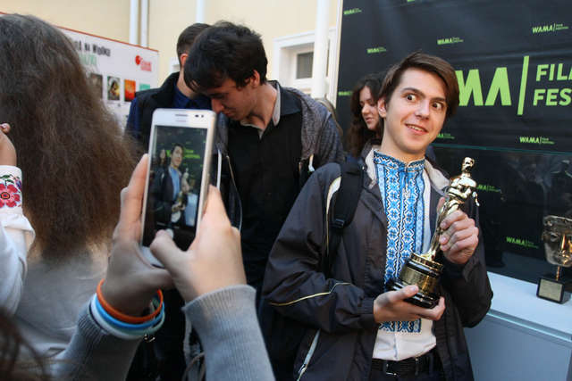 Selfie Z Oscarem na otwarcie WAMA Film Festival 2015 w Olsztynie - full image