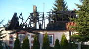 Dach spłonął, mieszkańcom nic się nie stało