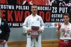 Taekwondo. Zawodnicy Jezioraka wrócili z Ostródy z medalami 