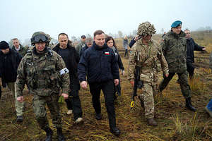 Prezydent Andrzej Duda spotkał się z żołnierzami podczas największych ćwiczeń Wojska Polskiego