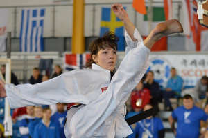 Trzy złote medale mistrzostw Europy w taekwondo zdobyła Anna Dąbrowska ze Startu Olsztyn