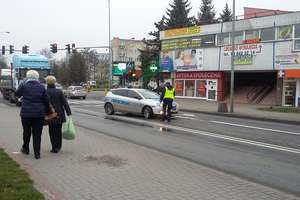 Opel uderzył w volkswagena. Kierowcom nic się nie stało