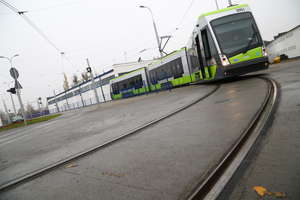 Wiaty na przystankach tramwajowych pojawią się w grudniu