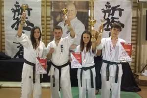 Trzy medale karateków