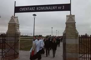 Cmentarz w Bartoszach oficjalnie otwarty