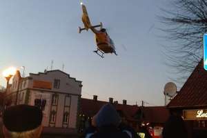 Zderzenie rowerzystów. 59-latka w stanie ciężkim trafiła do szpitala w Elblągu