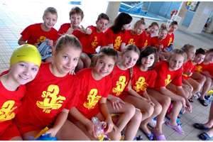 „Trzynastka” szczęśliwa dla pływaków z TRÓJKI