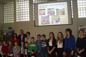  Dzieci z Zespołu Szkół w Pieckach sprzątały świat - zdobyły nagrodę!