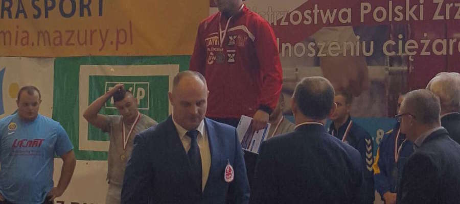 Mateusz Kobuszewski na najwyższym stopniu podium mistrzostw Polski LZS do lat 23