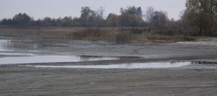 Jezioro Kinkajmskie w obecnym stanie, po spuszczeniu wody