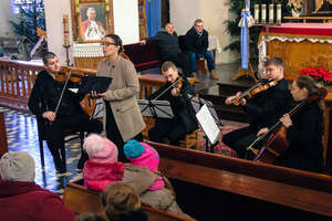 Publiczność też śpiewała. Koncert kolęd w kościele w Młynarach. Zdjęcia!