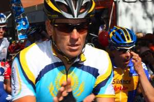 Lance Armstrong nie wierzy, że kolarstwo może być czyste. "Cały peleton będzie na dopingu"