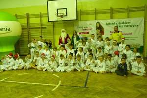 Mikołajkowy turniej taekwondo w sekcji sportów walki ITR-u Jezioraka Iława 