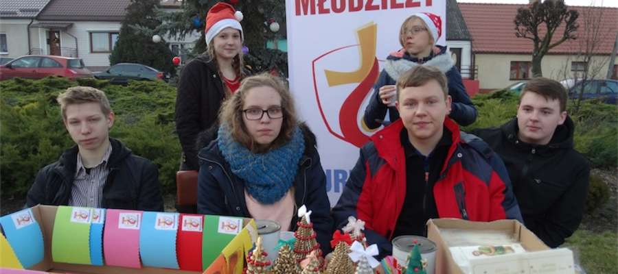 — Musimy zebrać pieniądze na wyjazd do Krakowa — mówili, sprzedając własne ozdoby, wolontariusze ŚDM