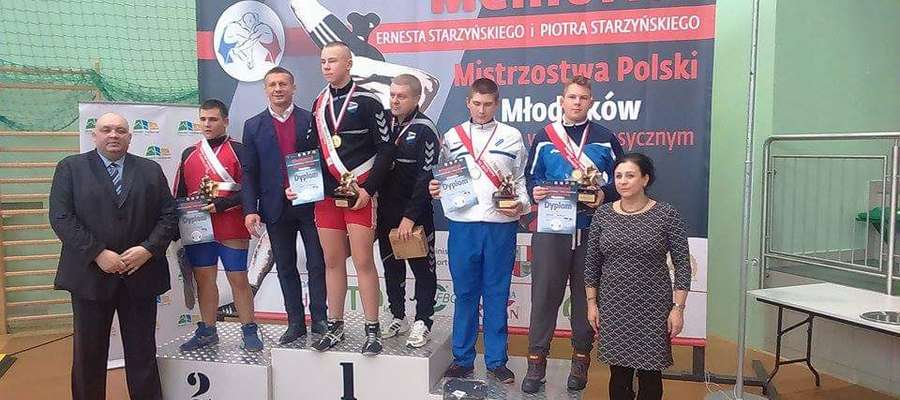 Wojciech Szałkowki (na zdj. z prawej) zdobył brązowy medal na mistrzostwach Polski w Raciborzu