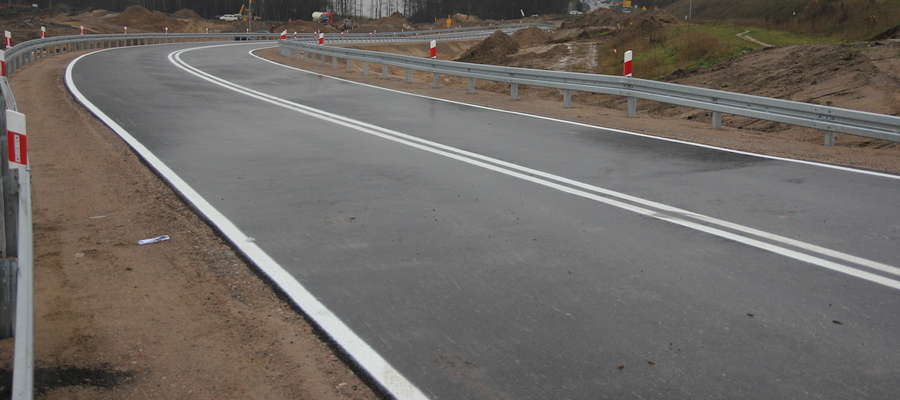 Budowa dróg nr 7 i 16 koło Ostródy ma się zakończyć w połowie 2017 roku 