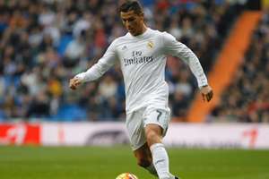 Wandale "ozdobili" pomnik Ronaldo nazwiskiem Messiego