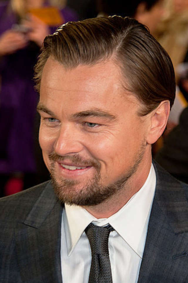 Rosyjscy fani Leonardo DiCaprio gromadzą srebro, żeby odlać mu Oscara - full image