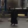 Makabryczne sceny w centrum Moskwy. Odcięła 3-latce głowę i wymachiwała nią przed stacją metra
